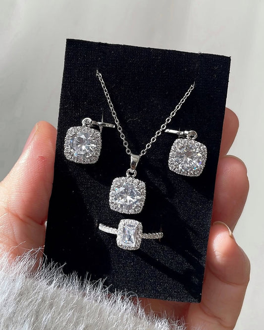 Luxe Halo set
