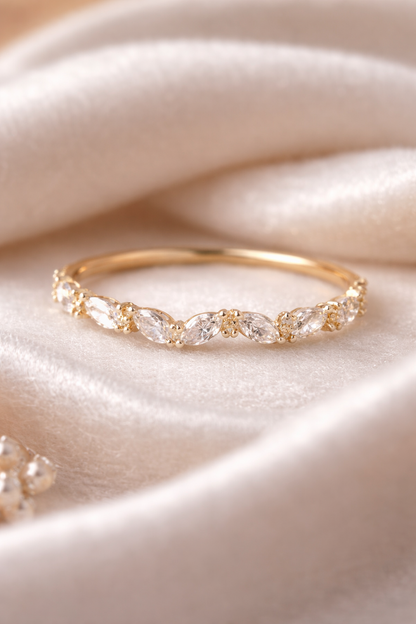 Marquise Sparkle Band